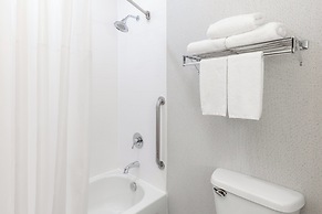 Holiday Inn Express & Suites Las Vegas SW - Spring Valley by IHG