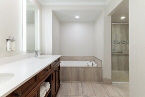 Holiday Inn Express & Suites Las Vegas SW - Spring Valley by IHG