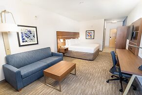 Holiday Inn Express & Suites Las Vegas SW - Spring Valley by IHG