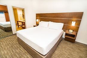 Holiday Inn Express & Suites Las Vegas SW - Spring Valley by IHG