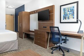 Holiday Inn Express & Suites Las Vegas SW - Spring Valley by IHG