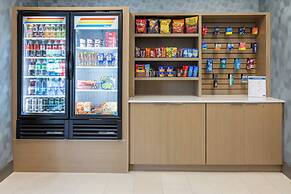 Holiday Inn Express Hotel & Suites Columbus at Northlake by IHG