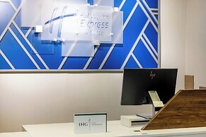 Holiday Inn Express Hotel & Suites Columbus at Northlake by IHG