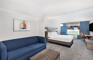 Holiday Inn Express Hotel & Suites Columbus at Northlake by IHG