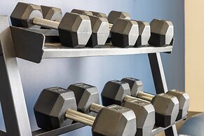 Holiday Inn Express Hotel & Suites Columbus at Northlake by IHG