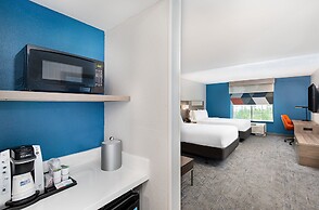 Holiday Inn Express Hotel & Suites Columbus at Northlake by IHG