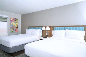 Hampton Inn Hays-North of I-70