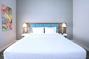 Hampton Inn Hays-North of I-70