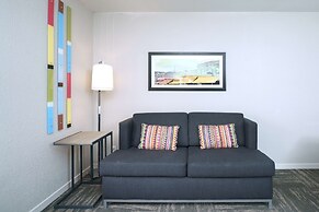 Hampton Inn Hays-North of I-70