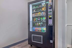 Motel 6 Bethel, CT - Danbury