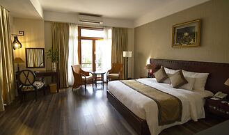 Sun Spa Resort & Villas