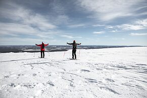 Lapland Hotels Sirkantähti