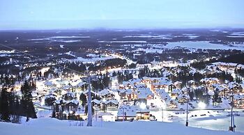 Lapland Hotels Sirkantähti