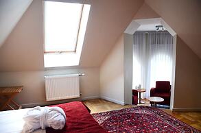 TRIBE Riga City Centre Hotel