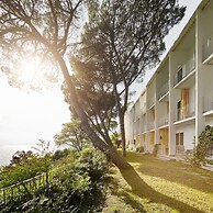 Hotel Riviera & Maximilians