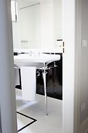 Hotel Riviera & Maximilians