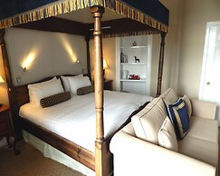 Tulloch Castle Hotel