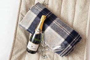 Tulloch Castle Hotel