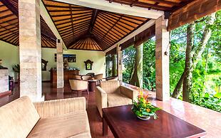 Puri Bunga Resort & Spa