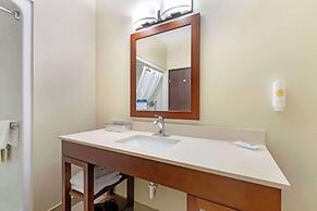 Comfort Suites Cedar Falls
