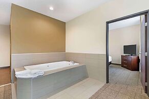 Comfort Suites Cedar Falls