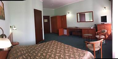 Bristol-Zhiguly Hotel