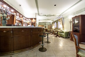 Bristol-Zhiguly Hotel