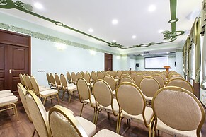 Bristol-Zhiguly Hotel