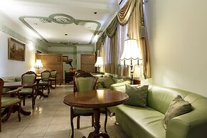 Bristol-Zhiguly Hotel