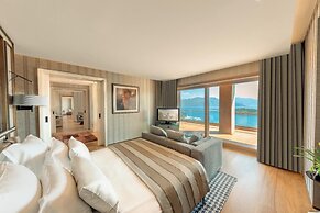 D Maris Bay