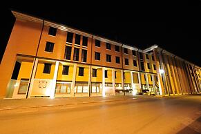 Hotel Roxy Plaza