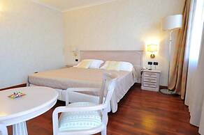 Hotel Roxy Plaza