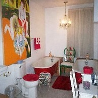 Elkhorn Inn & Theatre