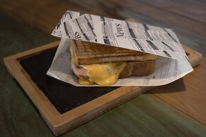 Yomo Hostal BCN Port