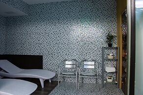 Carat Boutique Hotel