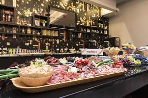 Carat Boutique Hotel