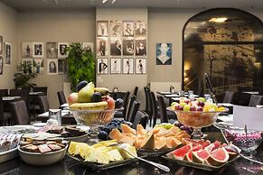 Carat Boutique Hotel