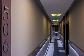 Carat Boutique Hotel