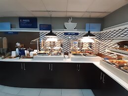 Holiday Inn Express Hotel & Suites Trincity Trinidad Airport by IHG