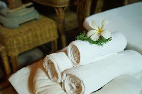 Hotel by the Red Canal