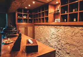 Hotel by the Red Canal