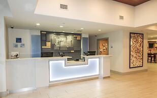 Holiday Inn Express Hotel & Suites Charleston-North by IHG