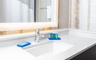 Holiday Inn Express Hotel & Suites Eugene Downtown-University by IHG