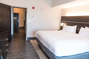 Holiday Inn Express & Suites Columbia-Fort Jackson by IHG