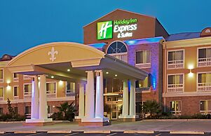 Holiday Inn Express & Suites Alexandria by IHG