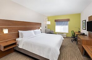 Holiday Inn Express Hotel & Suites Birmingham - Inverness by IHG