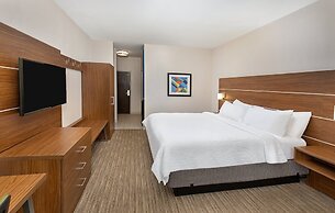 Holiday Inn Express Hotel & Suites Birmingham - Inverness by IHG