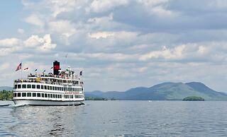 Comfort Inn & Suites Lake George
