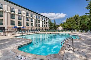 Comfort Inn & Suites Lake George