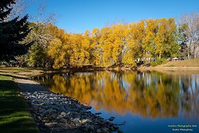 Home Inn Express - Medicine Hat